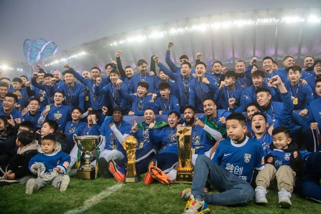 完美电竞-国际比赛日武汉三镇刷新队史纪录：NBA总决赛节点到来；态度坚定；球探报告显示潜力的简单介绍